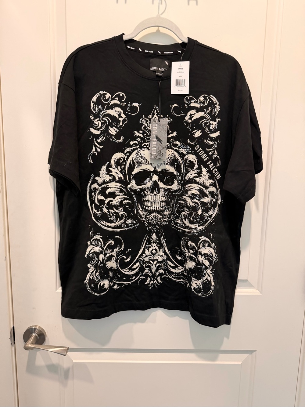 Stone Falcon Men's Black Graphic T-Shirt with Skull Print Size M